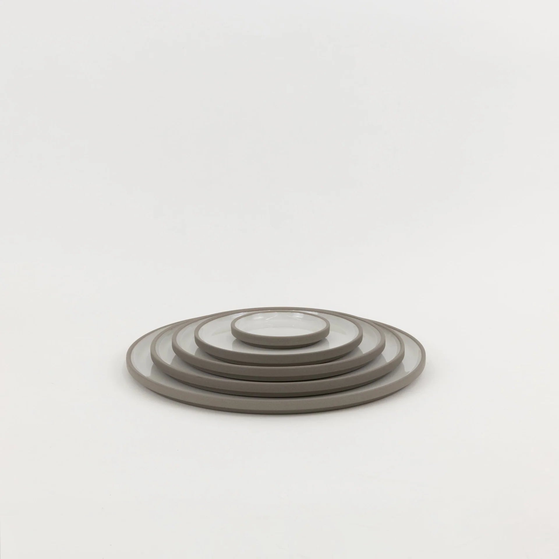 HAW103 - Plate / Lid Ash White ø 7 3/8"